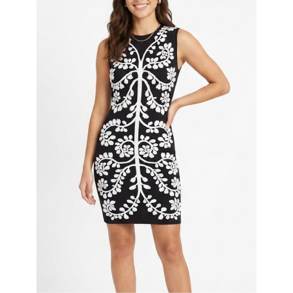 Alexander McQueen Made in Italy Small Black White Knit Textured Bodycon Dress